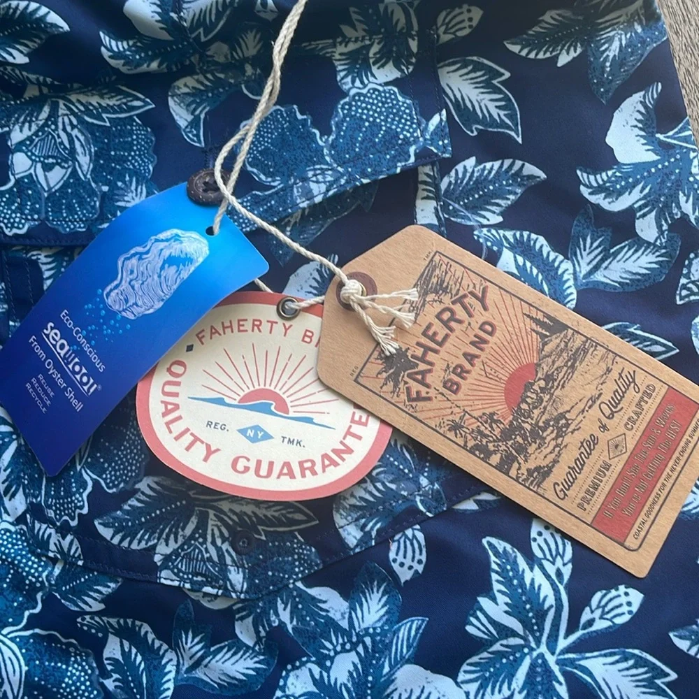 Faherty ‘Sunwashed Boardshorts’ in Frosty Bloom